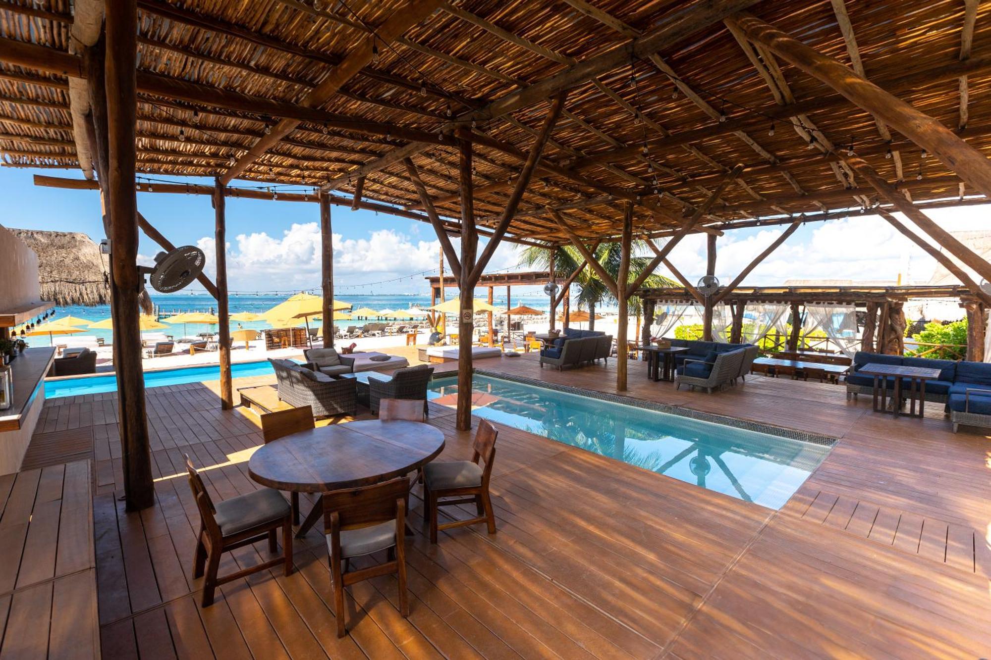 Casa Moderna En Playa Norte * Isla Mujeres